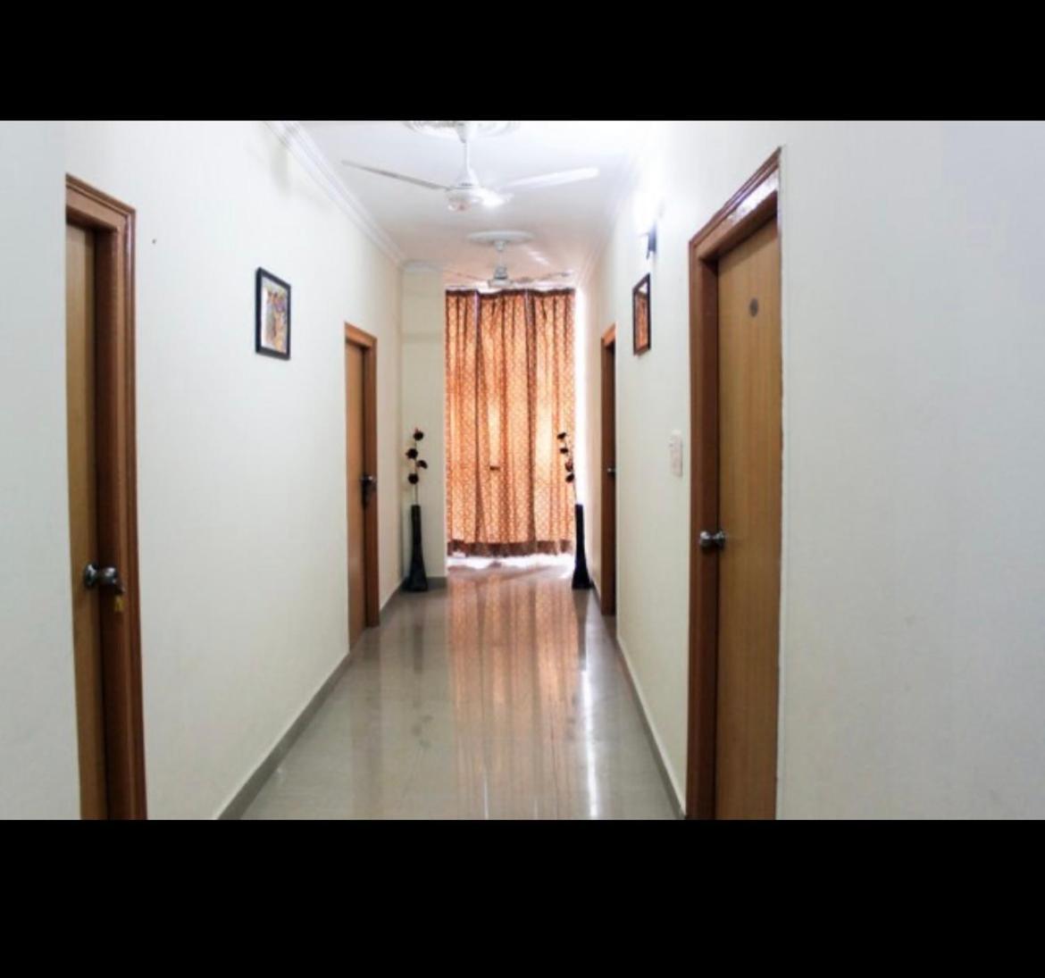 Hotel Samrat Neemrana Exterior photo